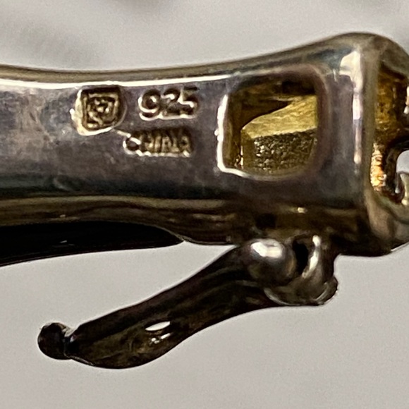 Sterling Silver and Tigereye Bamboo motif bangle bracelet - Picture 3 of 8